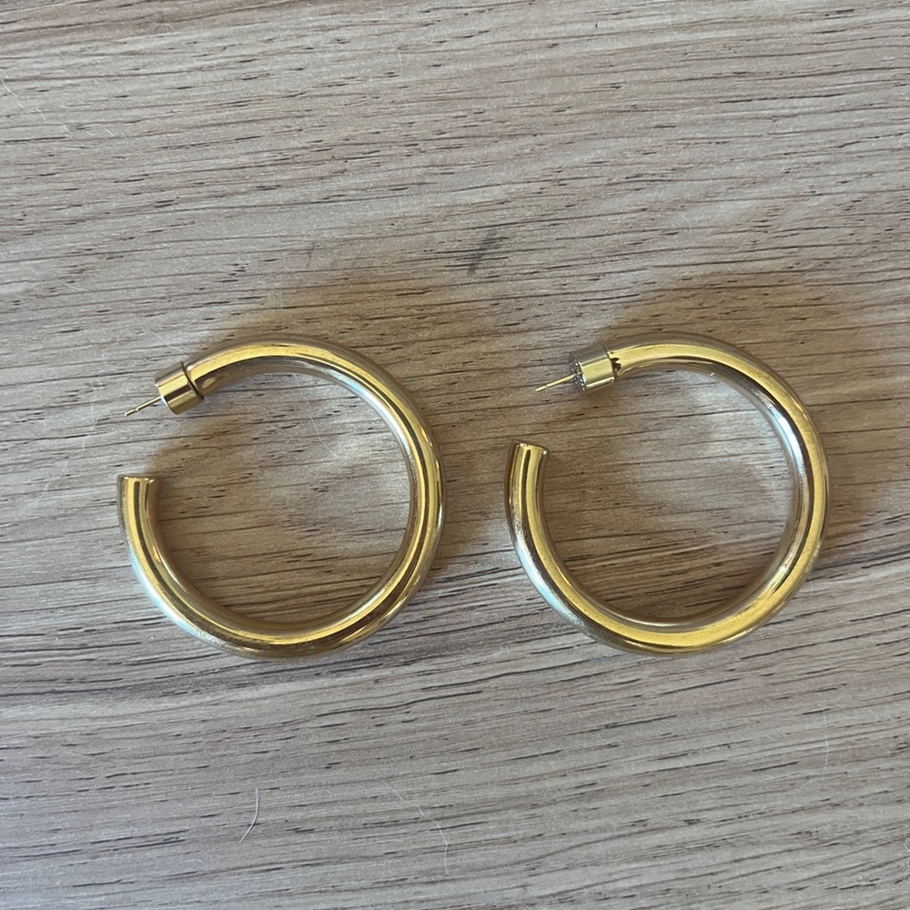 Jennifer Fisher Samira 1.5” hoops